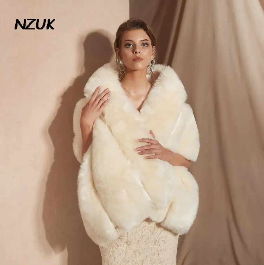 

NZUK 2022 Warm Wedding Fur Cape Shawl Winter Wedding Dress Bruids Cape Faux Fur Bolero Wrap Women Bride Bridal Cloak Shrugs