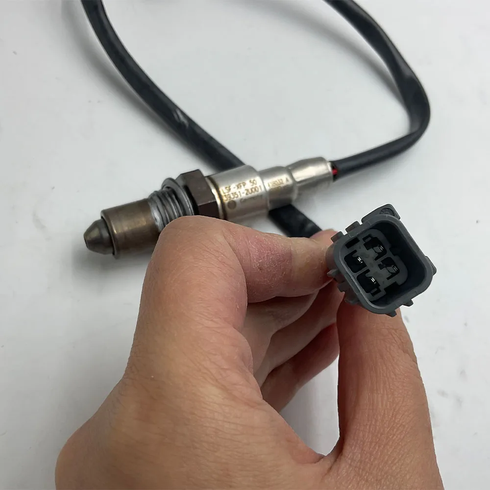 OEM 39351-2U001 393512 U001 9025100007 17779535 Задний датчик соотношения воздуха и топлива O2 для Kia Ceed