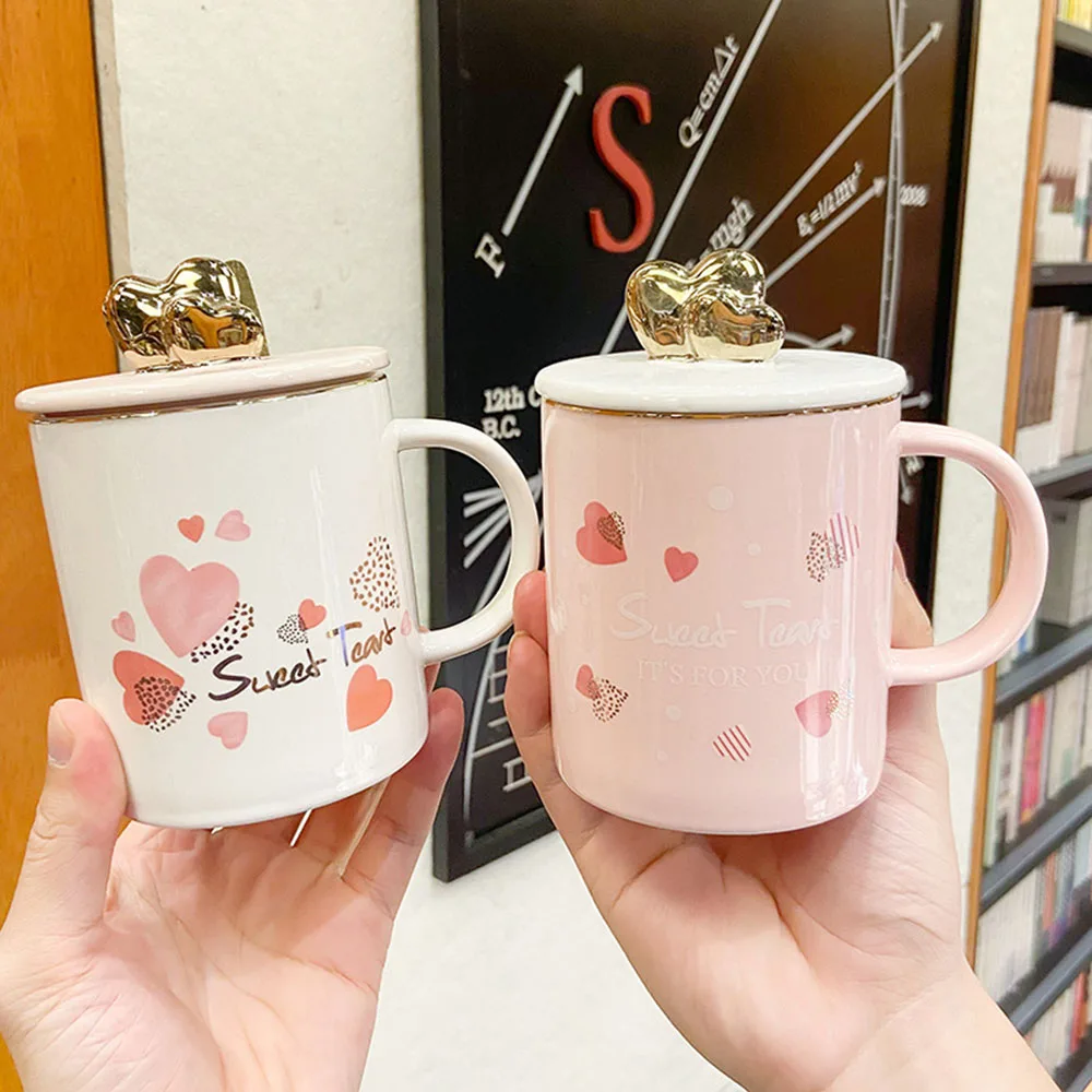 

Wedding Souvenirs Sweet Heart Mugs Ceramic Cups with Lid Spoon Water Cup Mug Coffee Ceramic Mugs Valentine Birthday Gift Cups