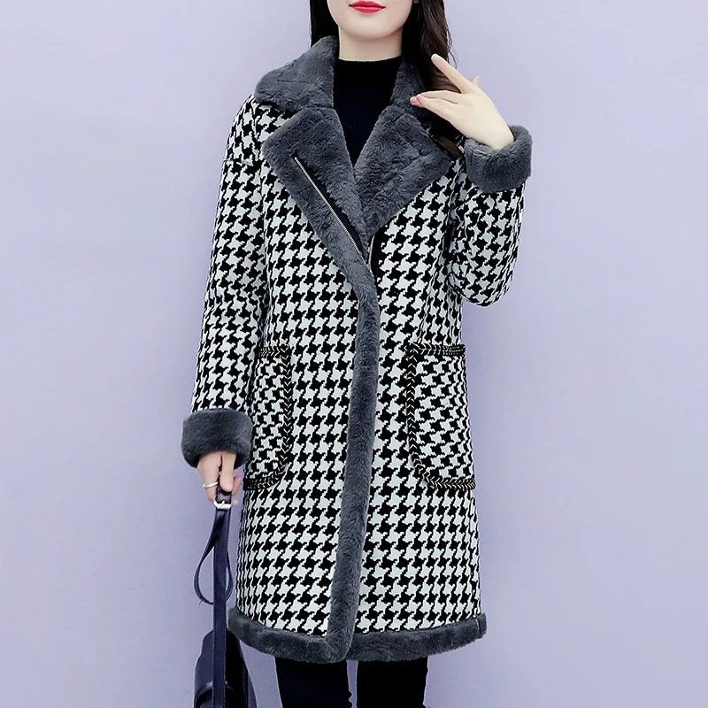 Winter Plus Size Women's Plus Velvet Padded Vest Mid-length Plaid Big Pockets To Keep Warm Fashion Fur Cotton Jacket Slim