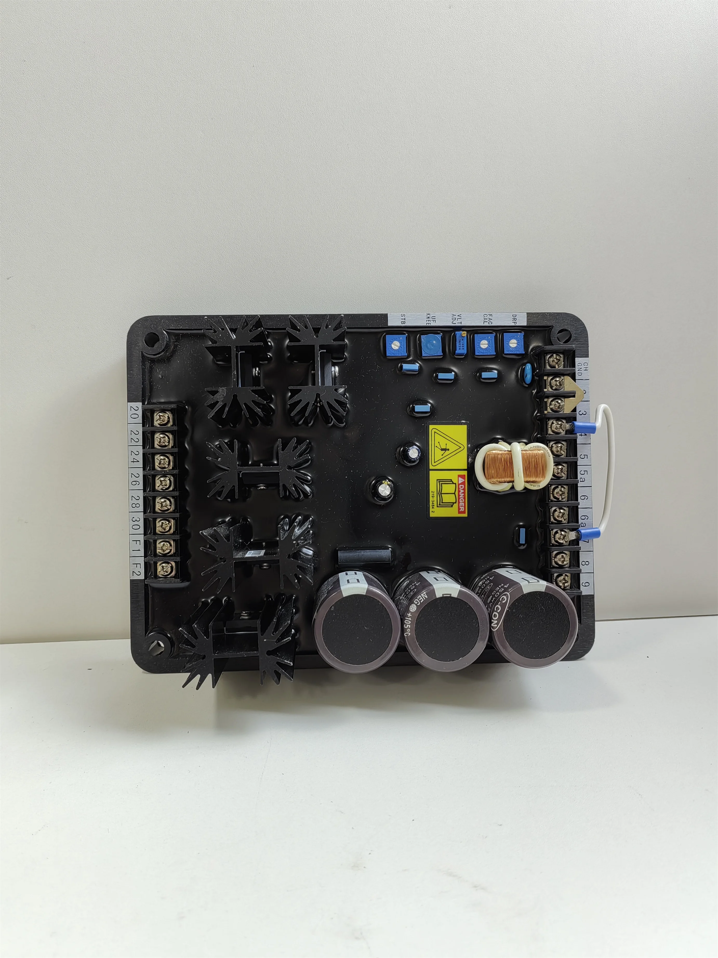 AVC6312B1 Автоматический регулятор напряжения AVR AVC63-12B1 Подходит для генератора Basler