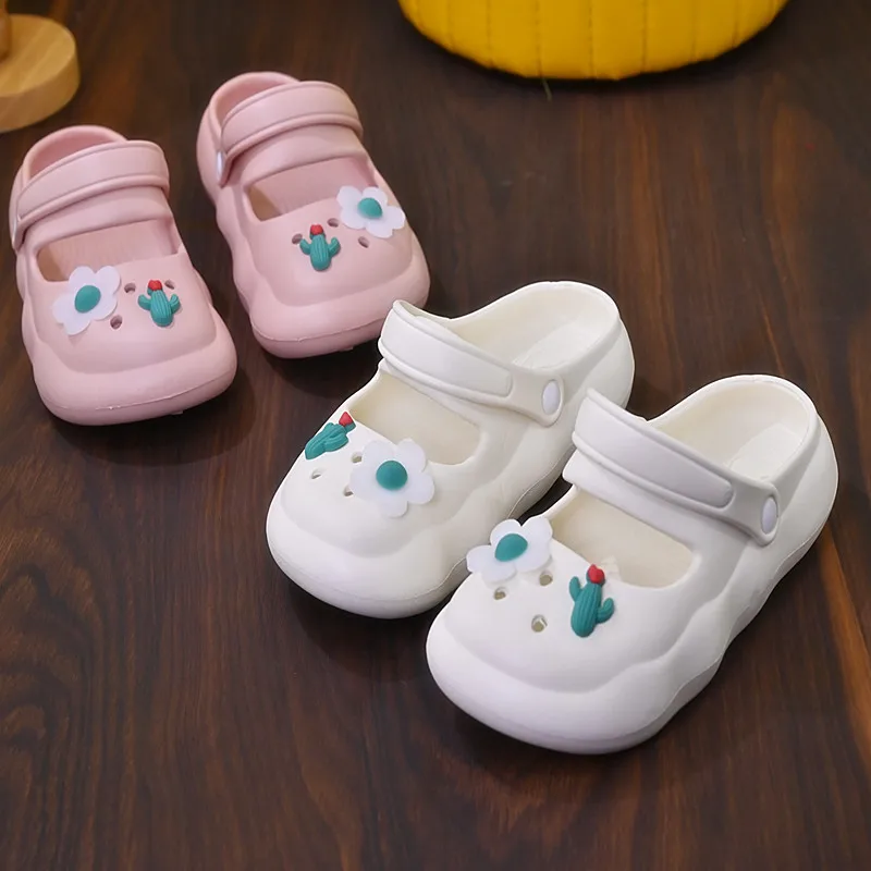 2023 Summer New Close Toe Half Slippers for Women Outerwear Flat Bottom Hole Shoes Non Slip Wear Resistant, Beach Slippers