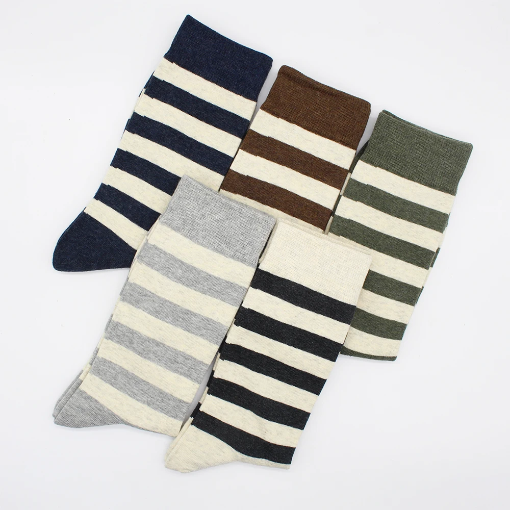 Wholesale Men and Women Custom Socks Fashion Running Football Cycling Cotton Socks Funny Rainbow Short Warm Socks for Men