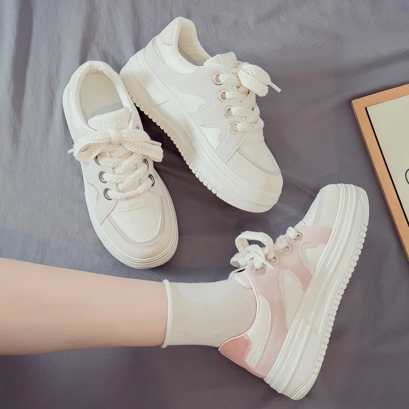 Женские кроссовки на платформе повседневные универсальные толстой подошве