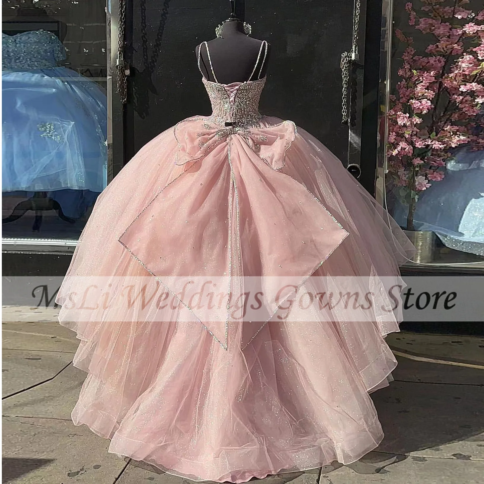 

Sparkly Pink Quinceanera Dress For Sweet 16 Girls Sequined Beads Bow Sleeveless Birthday Prom Dress 15 فساتين quinceanera