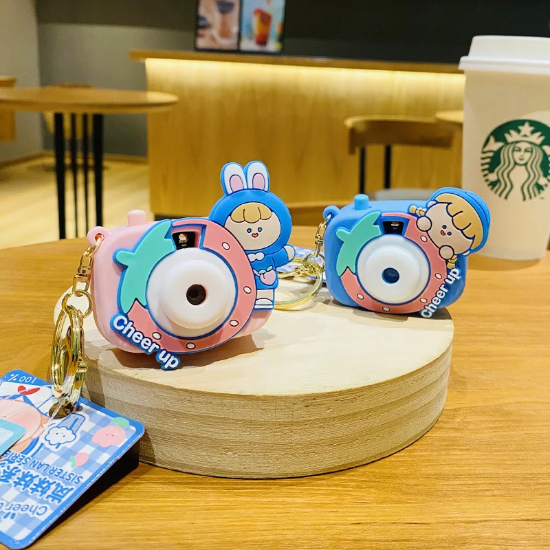 Креативный игрушечный брелок с радужной проекцией камеры фонариком детский