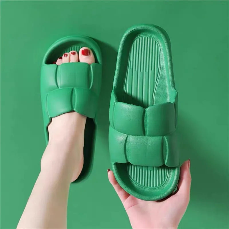 

COOTELILI Summer Home Slippers Platform Bathroom Slippers Non-slip Flip Flops Woman Sandals Women Soft Sole EVA Slides Men