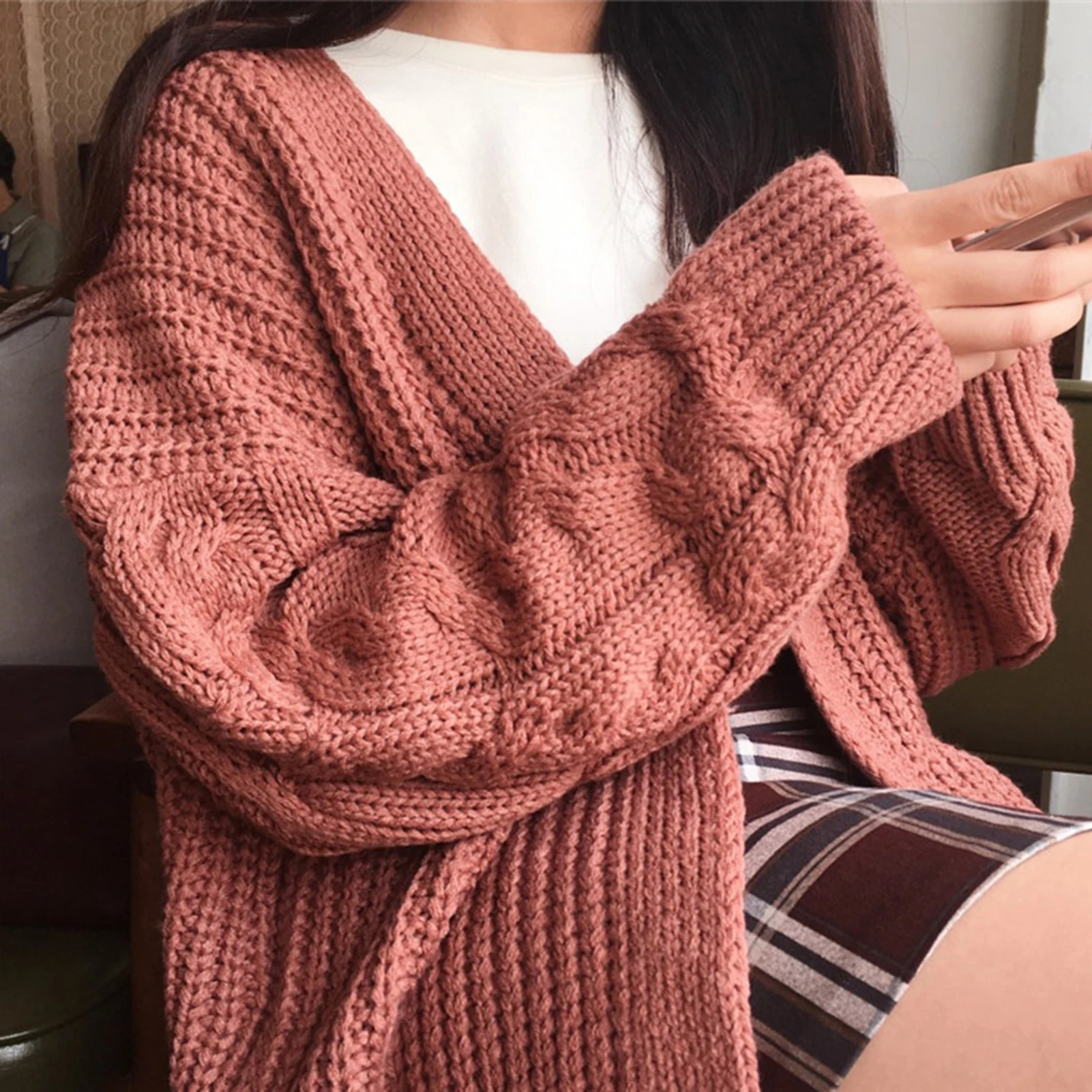 

Hot Sell Women Warm Solid Cardigan Long Sleeve Ladies Winter Sweater Cardigans Soft Handfeel Knit for Women Sweaters Oversized