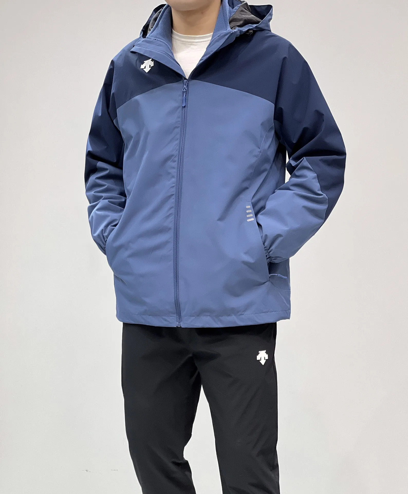 DESCENTE Модные повседневные куртки