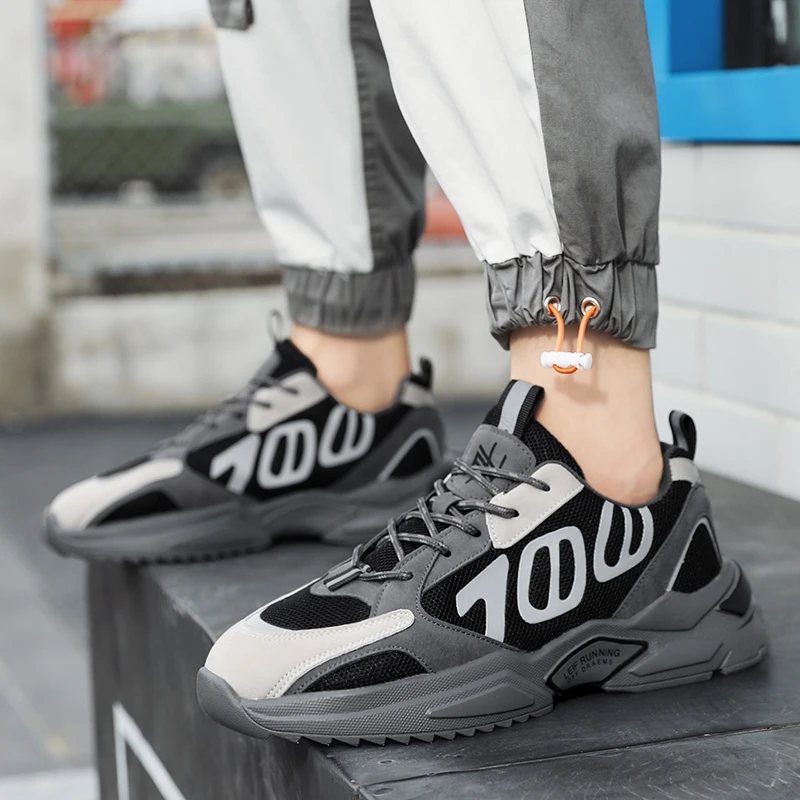 Рисунок 4 - Мужские кроссовки для бега