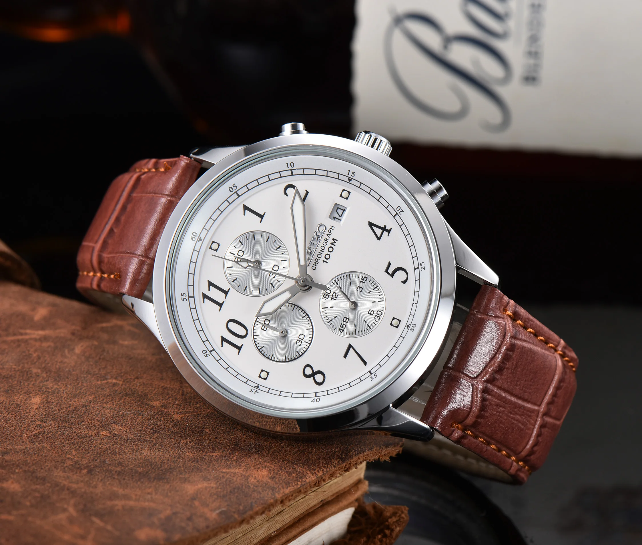 

Часы SEIKO мужские кварцевые, повседневные водонепроницаемые классические деловые повседневные с тремя отверстиями и стальным ремешком, SKS535