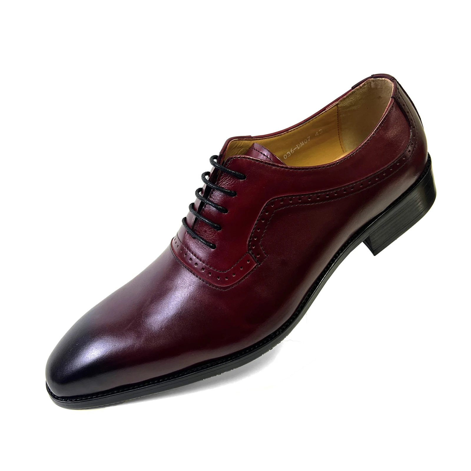 New High Quality Genuine Leather Men Brogues Shoes Lace-Up Bullock Business Dress Men Oxfords Shoes Male Formal Shoes