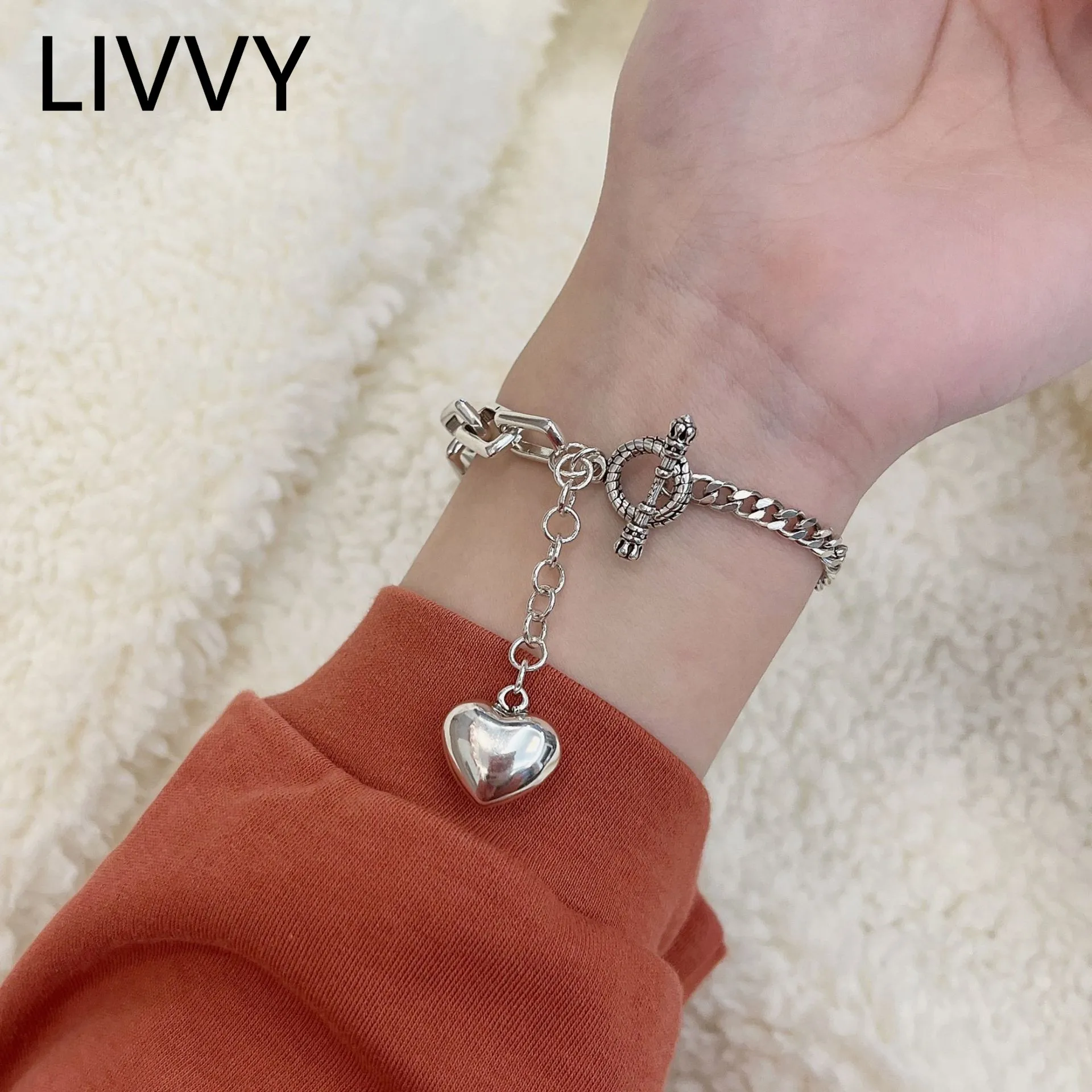 

LIVVY Silver Color Fashion Smooth LOVE Heart-Shape Pendant Bracelet for Women Girls Simple Romantic Birthday Party Jewelry Gifts