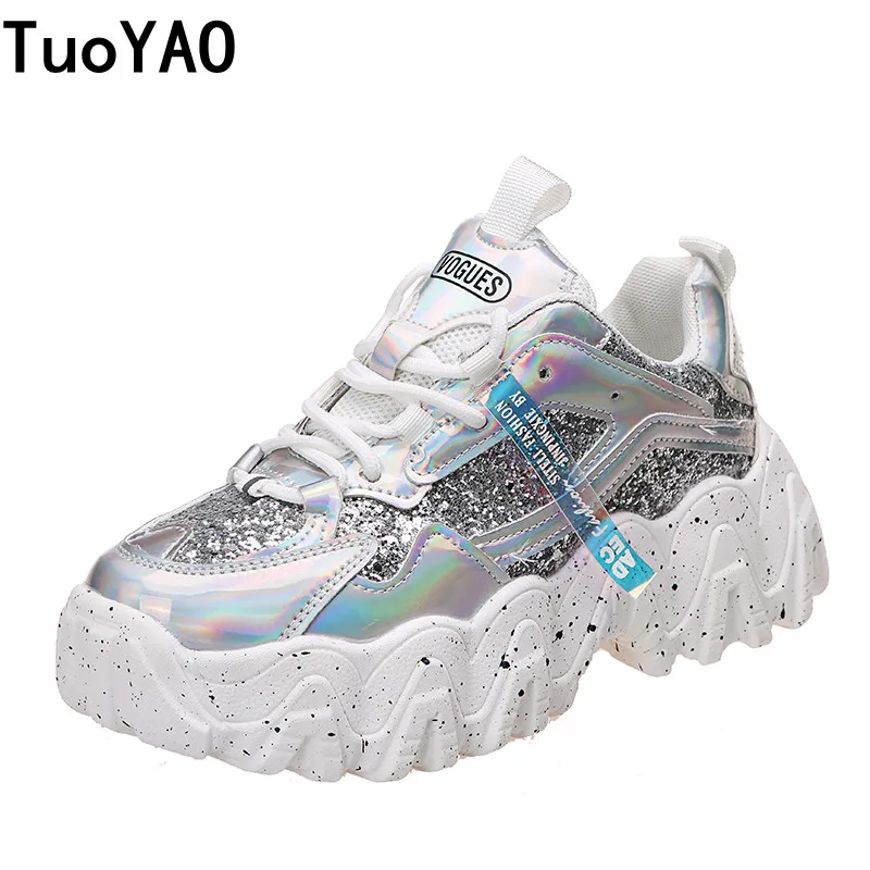 

Женские кроссовки, блестящая дышащая обувь для бега, модная удобная спортивная обувь на высокой платформе для прогулок на открытом воздухе,...