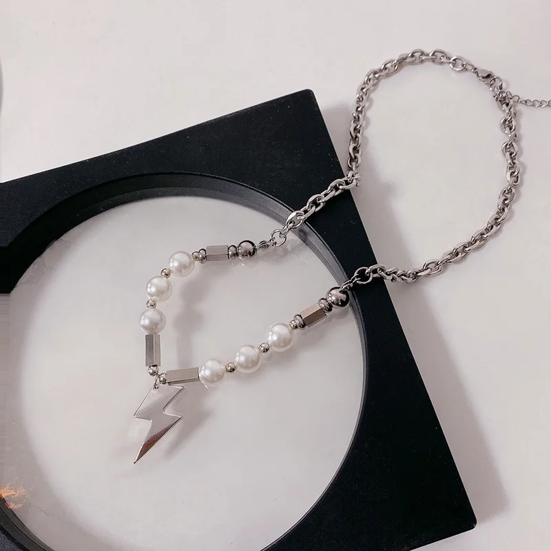 

Ожерелье для женщин, ожерелья с подвеской в виде молнии, Женская цепочка с бусинами, подвески для девушек, ювелирные изделия серебряного цве...