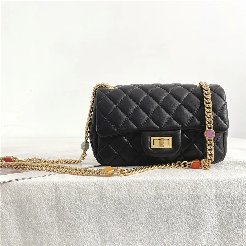 

2022 Luxury Small Baguette Bag Woman'S Handbag Shoulder Crossbody Bag Designer Jewelry Stone Chain Sheepskin Mini Tote Purse Sac