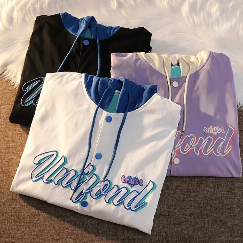 Рисунок 6 - Куртка-бомбер женская в стиле оверсайз