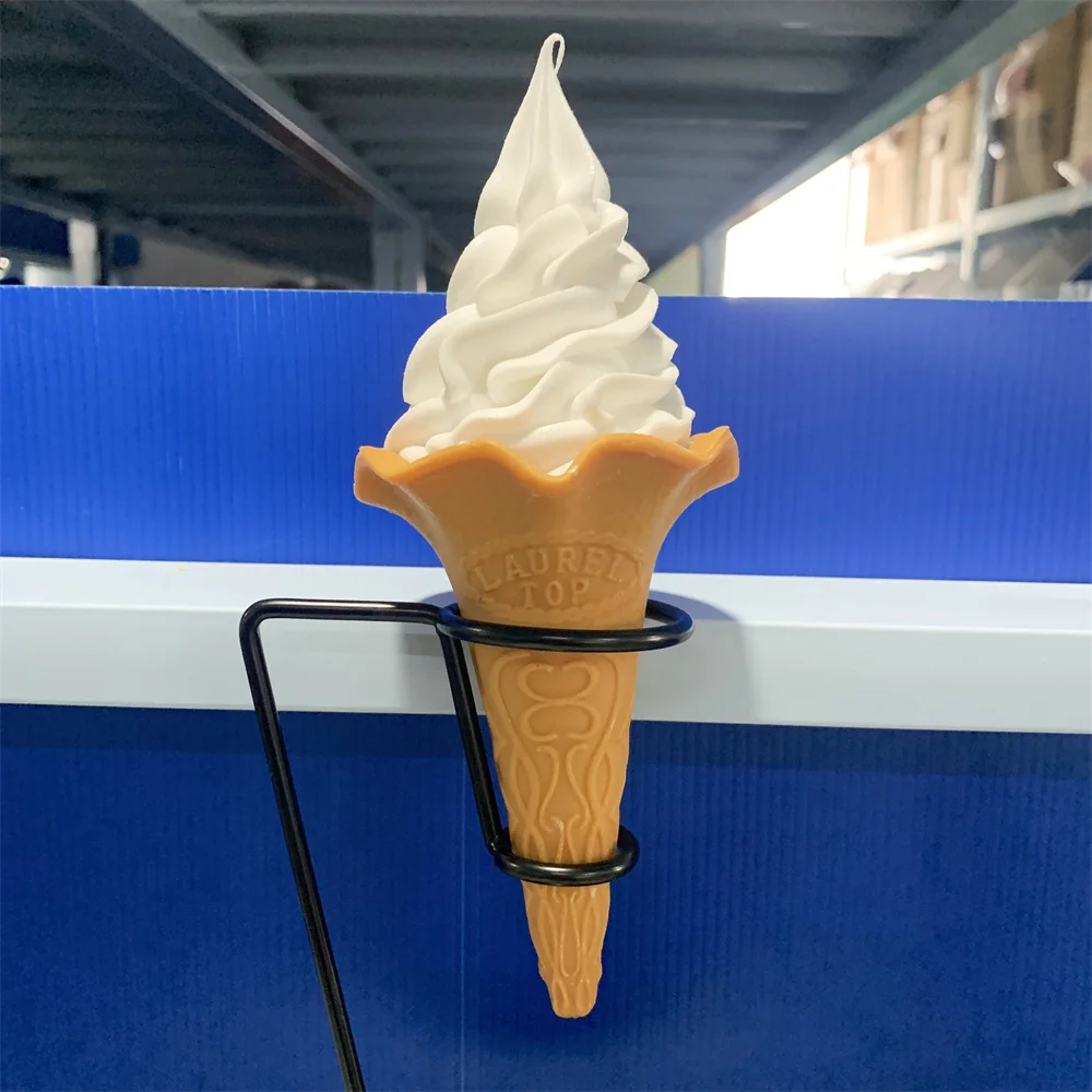 В Япония Хоккайдо витрина для мороженого реквизит вафельная корзина мягкая