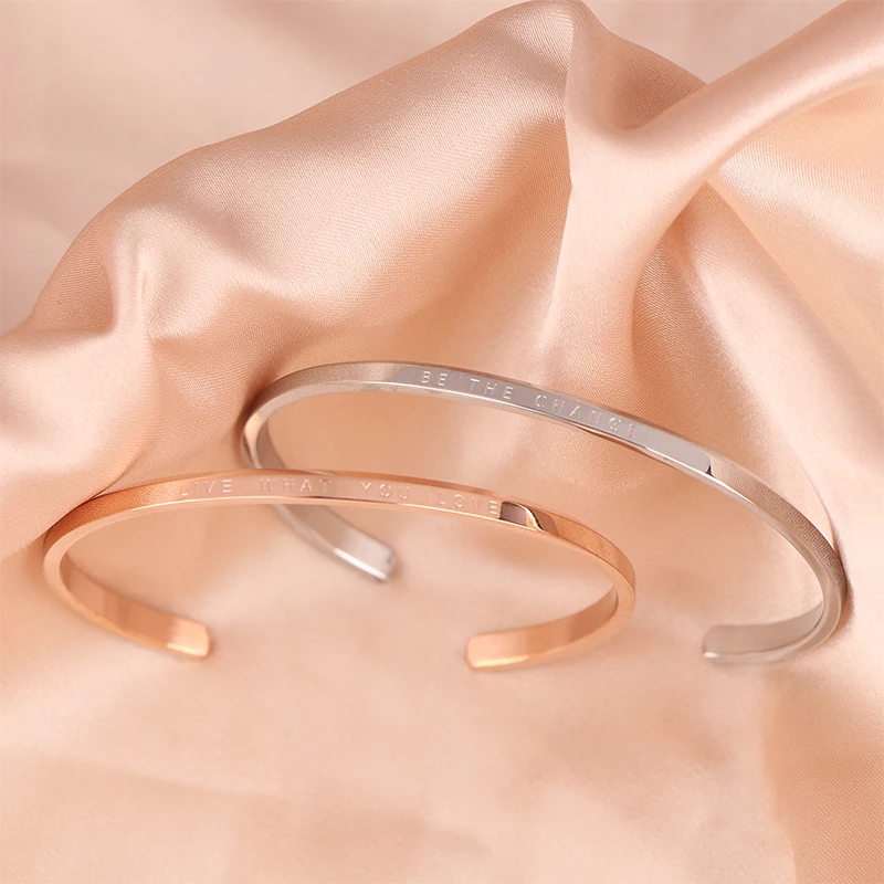 Женский браслет из нержавеющей стали с гравировкой