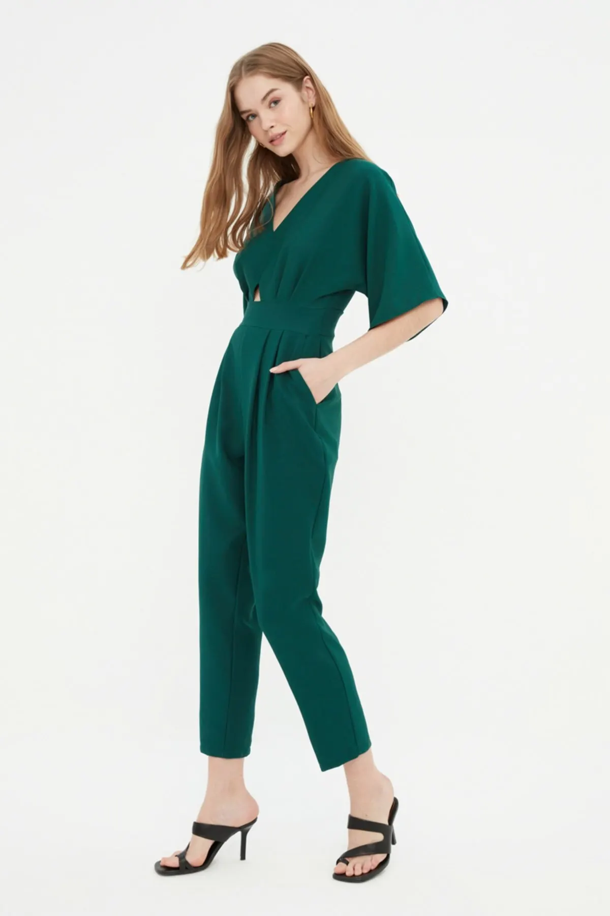 

Women's Overalls Emerald Green Cut Out Detailed Jumpsuit Hot Style Quality Fabric Sleeveless Baggy Trousers Casual Jumpsuit