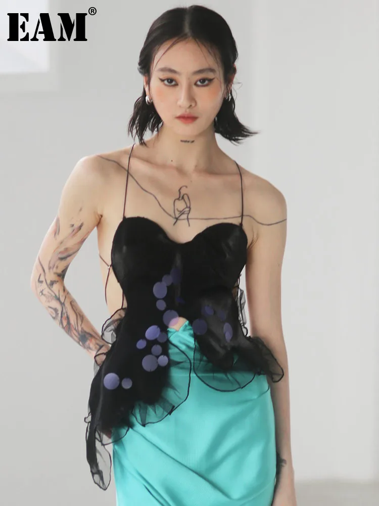 

[EAM] Women Black Hollow Out Sequins Irregular Tank Tops New V-collar Sleeveless Personality Fashion Spring Summer 2022 1DE7204