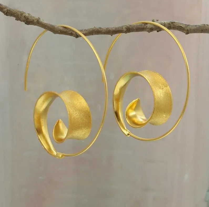 

Vintage Spiral Leaf Drop Earrings for Women Gold Color Creative Round Circle Hoop Earring Personality Gothic Punk Jewelry