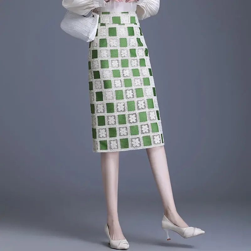 Женская длинная юбка в клетку универсальная клетчатая с высокой талией и