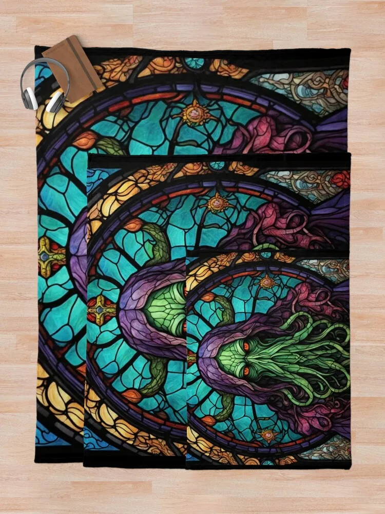 Витражи Ктулху Усхолия Лавкрафт щупальца одеяло ужасов покрывала