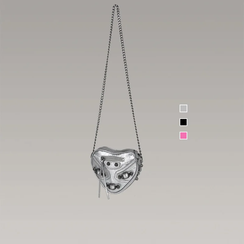 Mini Chain Love Bag Pack Heart Shape Locomotive Rivet Crossbody Bags Women's Goth Bag