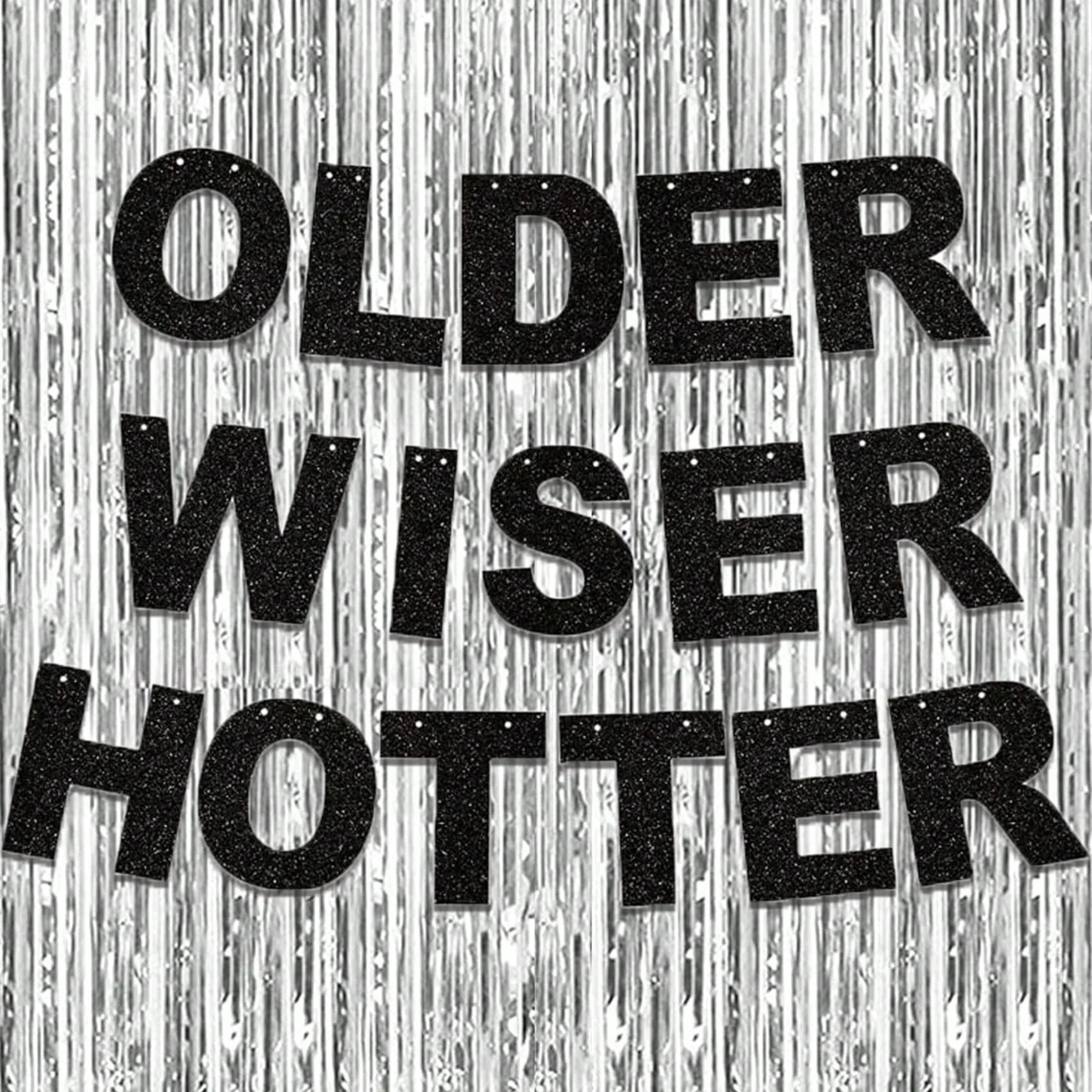 

Черный блестящий баннер Wiser Hotter Flash для дня рождения
