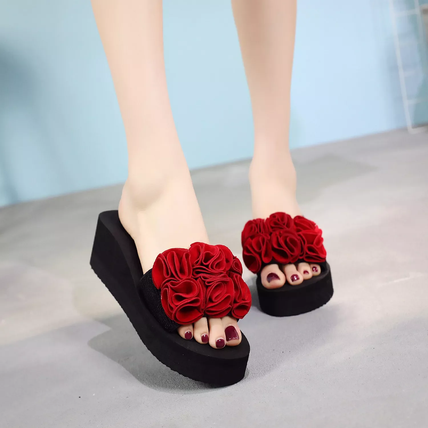 

NEW IN new wedge women's drag out a word slippers seaside on thick bottom flower beach shoes by hand