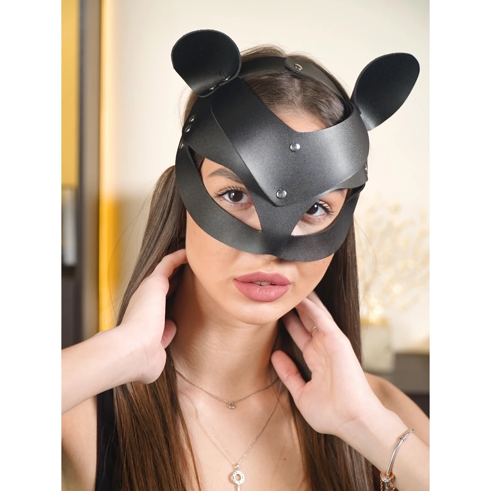 Кожаная маска Зайка |