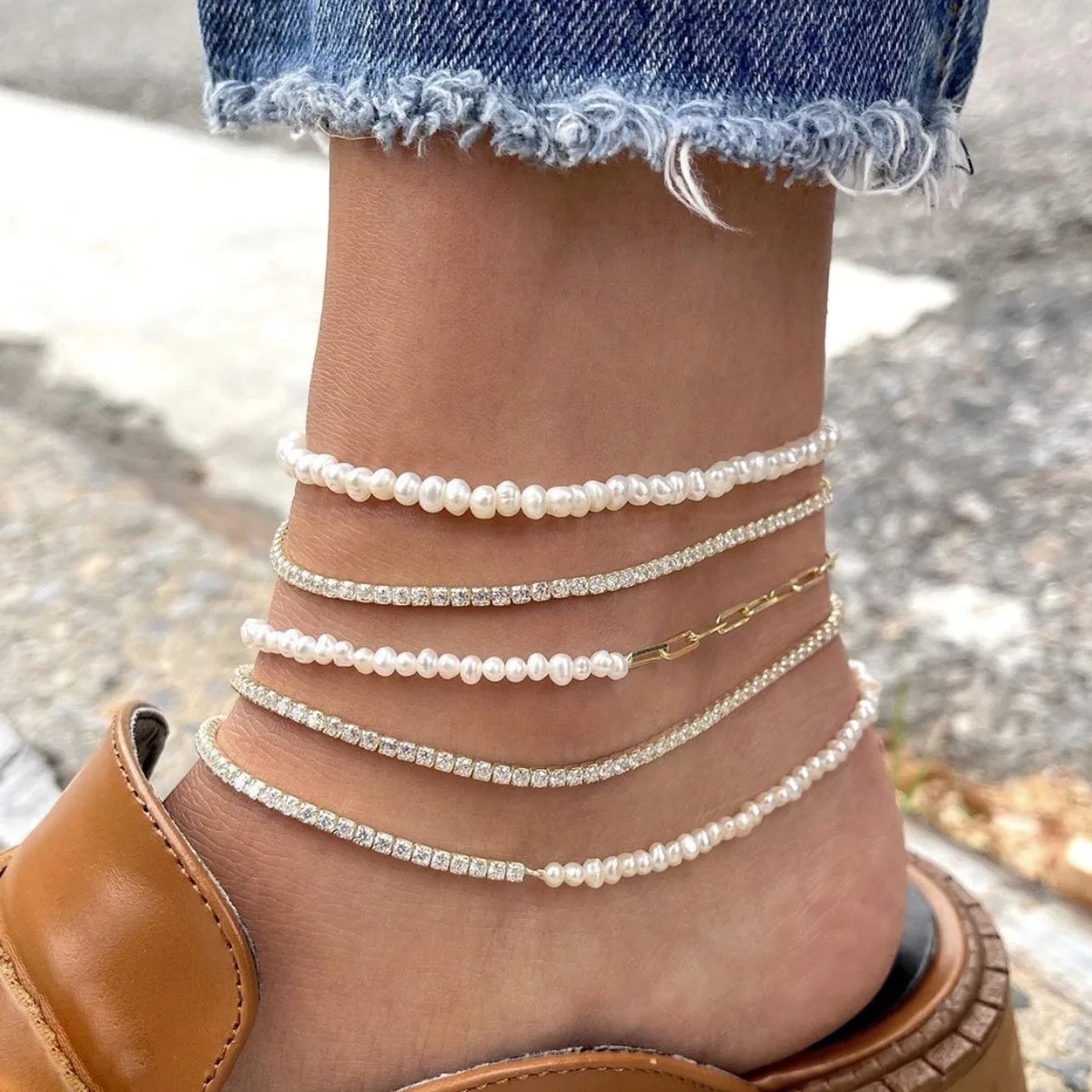 

New 2022 Summer Sand Multi-layer Rhinestone And Pearl Mix Anklet