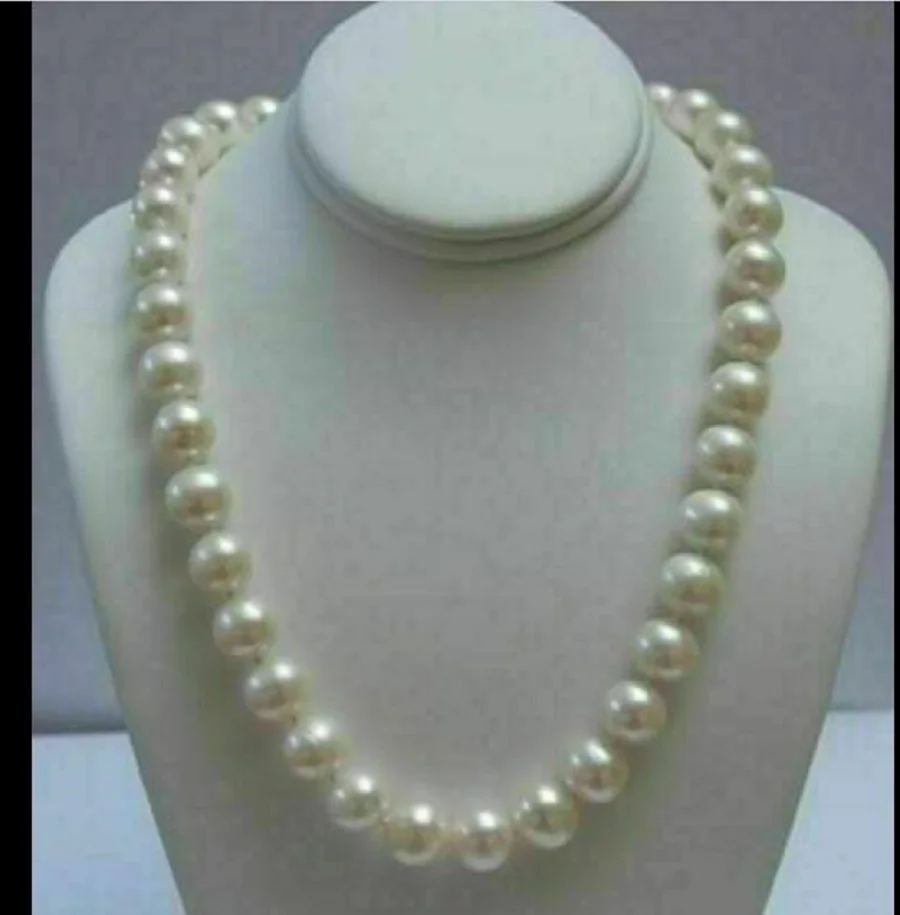 

A large number of aaa10-11mm Nanhai White Pearl Necklace 18 "gold buckle