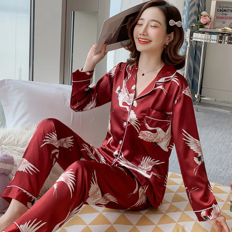 Spring and Autumn New Ladies Pajamas Ice Silk Thin Noble Leisure Home Wear Pijamas Women Sleep Tops Pajamas for Women