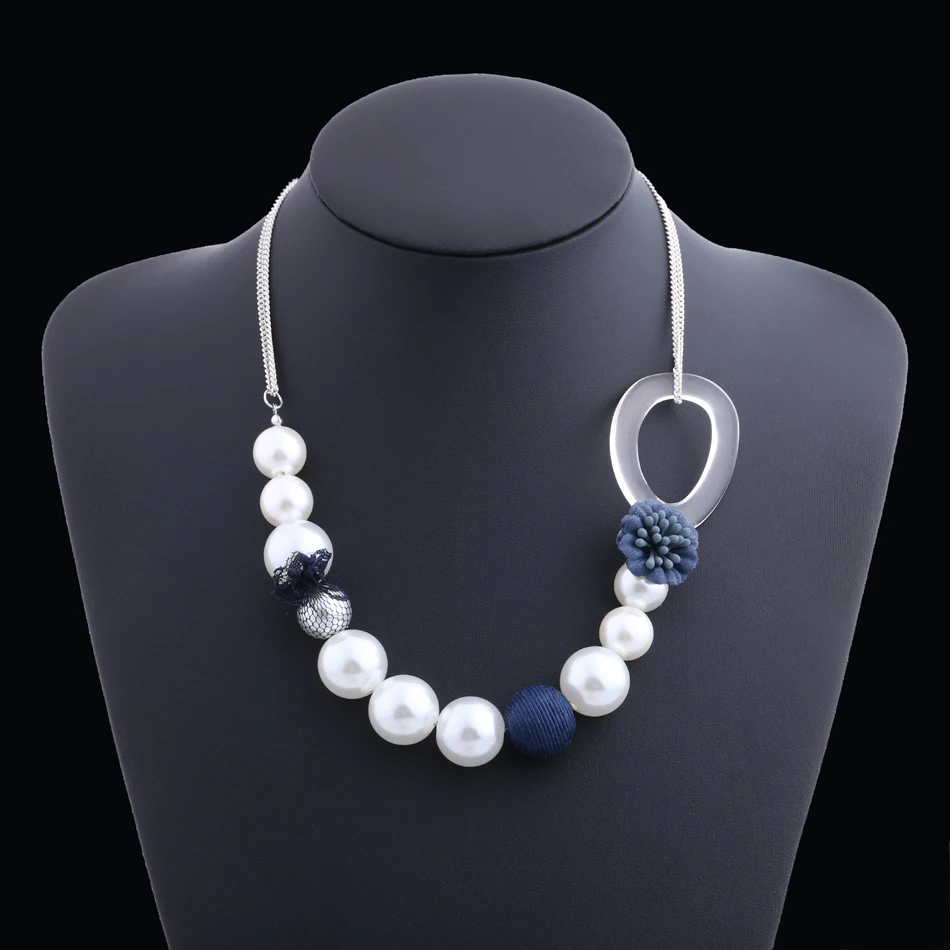 

Женское винтажное ожерелье с жемчугом, белая цепочка с подвеской в виде цветка