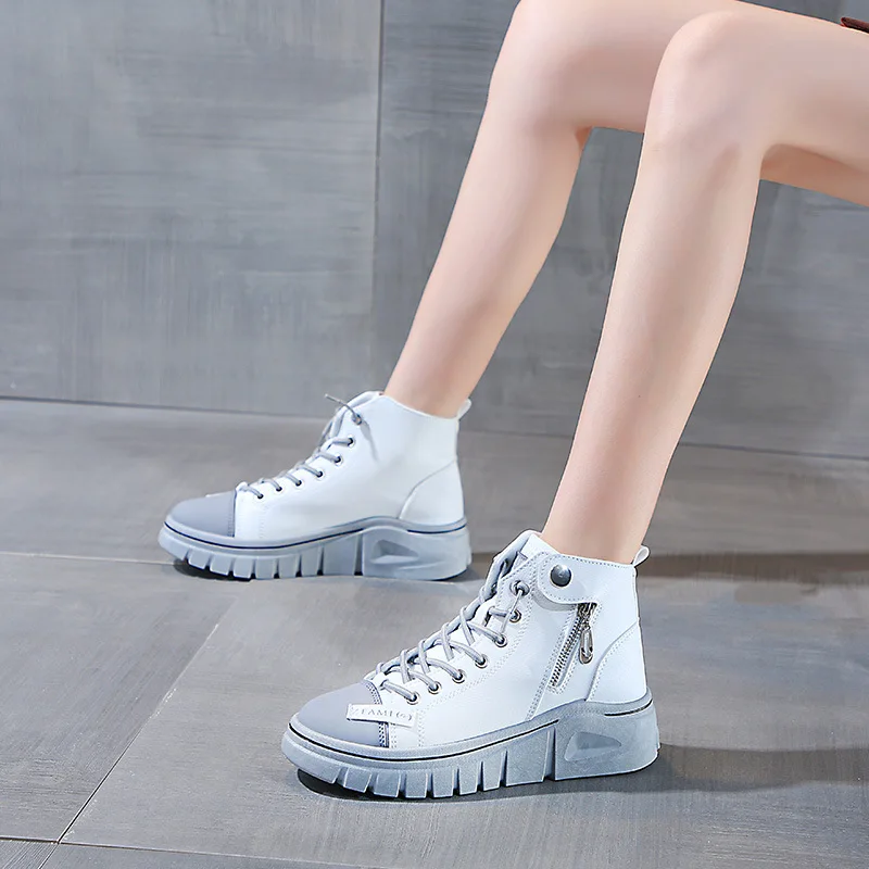 2022 Women's Autumn New Couple Breathable Casual Thick Bottom Trend Martin Boots