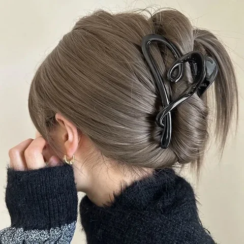 Пластиковый винтажный сердечко для волос