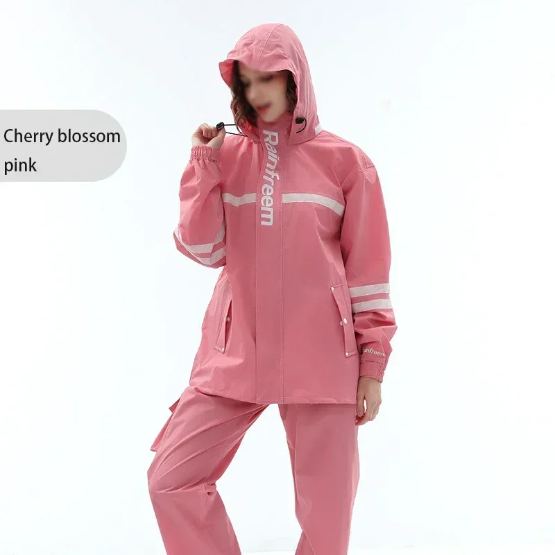 

Водонепроницаемый светоотражающий плащ 240T