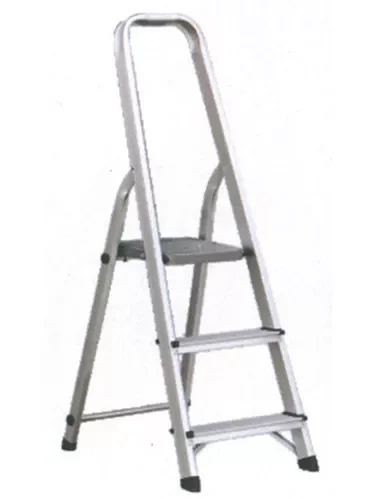 

Escalera aluminio 3 peldaños hogar
