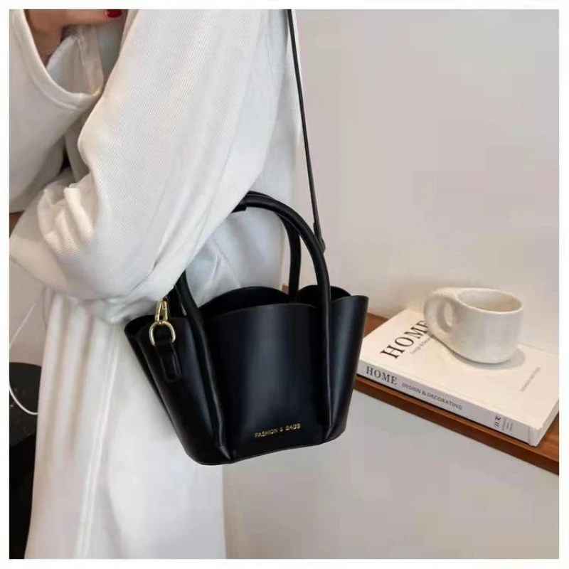 

Дамская вместительная дамская сумочка, однотонная кожаная сумка для покупок на плечо, дизайнерский саквояж