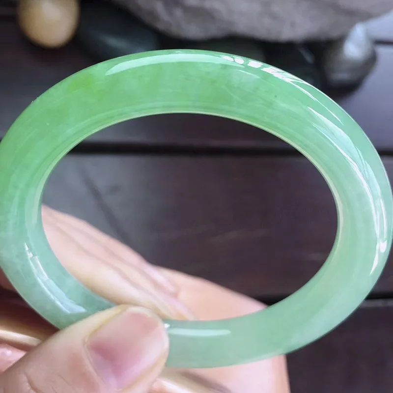 Оптовая продажа с завода натуральные товары из Мьянмы полный зеленый круглый