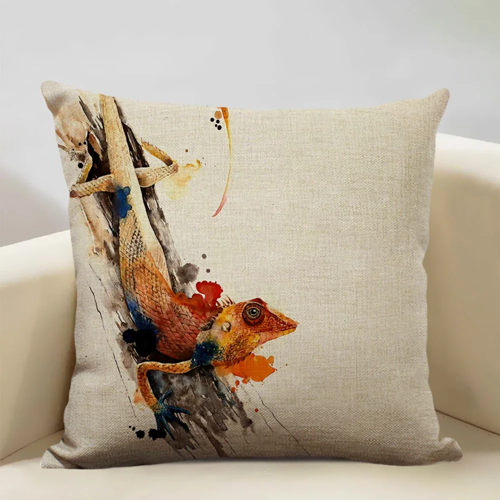 

Наволочка HAAFKK акварельные животные 45x45 см