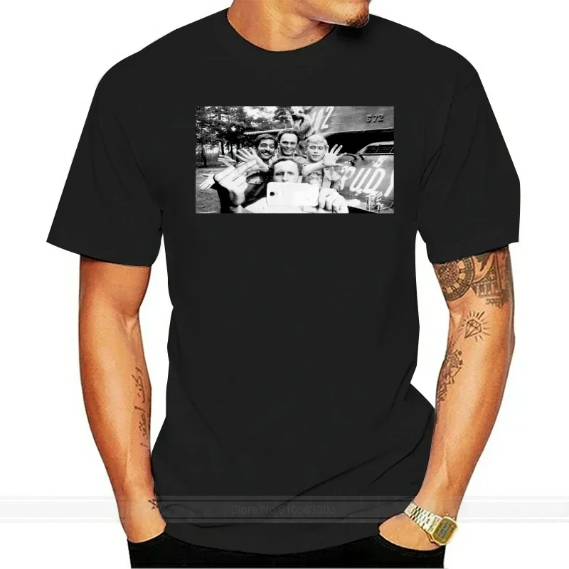 Футболка мужская 4 Pancerni I Pies с рисунком Селфи S Xxxl Rudy 102 смиэсне-польская хлопковая