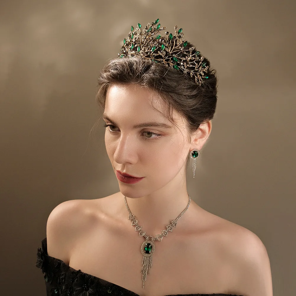 

Princess Wedding Bridal Tiaras and Crowns Vintage Wedding Hair Accessories Baroque Alloy Tiara Bridal Tiara for Dinner Party
