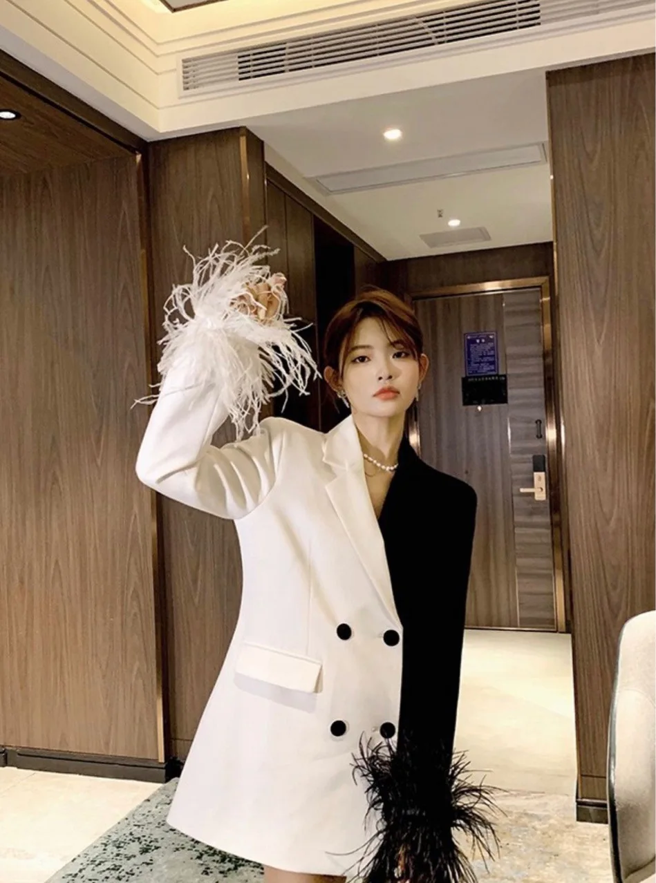 Женский пиджак из страусиного меха Хепберн черно-белый с длинным рукавом