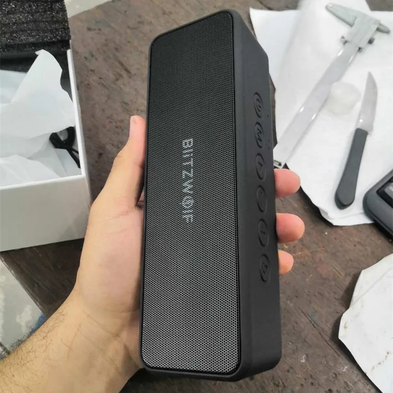 Беспроводная колонка BlitzWolf 30 Вт, портативная bluetooth колонка, 3600 мАч, двойные драйверы, TWS стерео, IPX6, водонепроницаемая TF карта, AUX (art.: 3920bfada65f3) - 3920bfada65f3