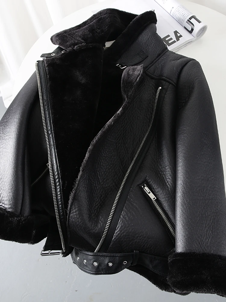 New 2023 Winter Women Sheepskin Coat Streewear Thick Warm Pu Faux Lamb Leather Jacket with Belt Loose Outwear Leather Jacket