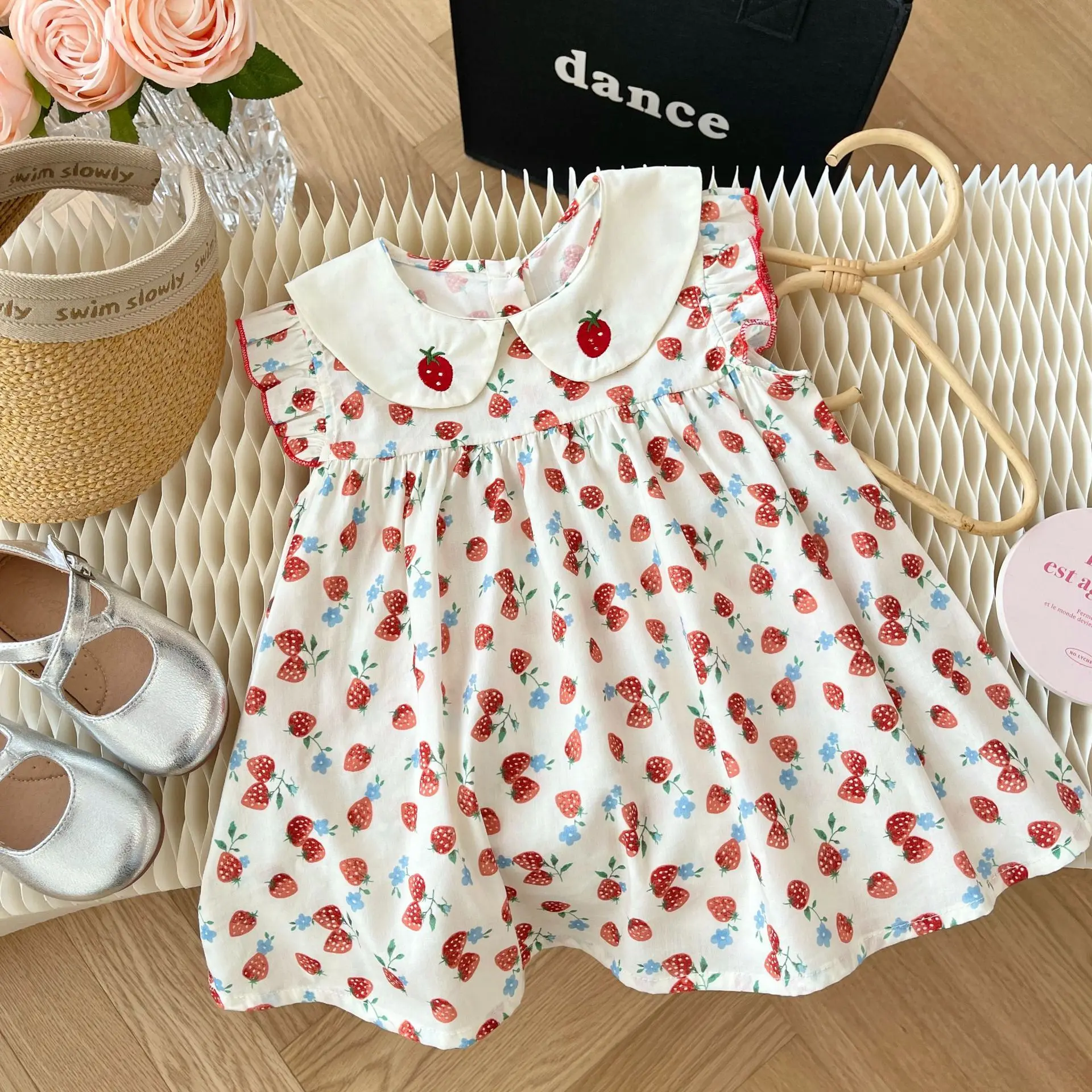 

Summer Cotton Baby Dress Girls Strawberry Princess Dress Korean Peter Pan Collar Toddler Kids Girl Flying Sleeve Casual Dresses