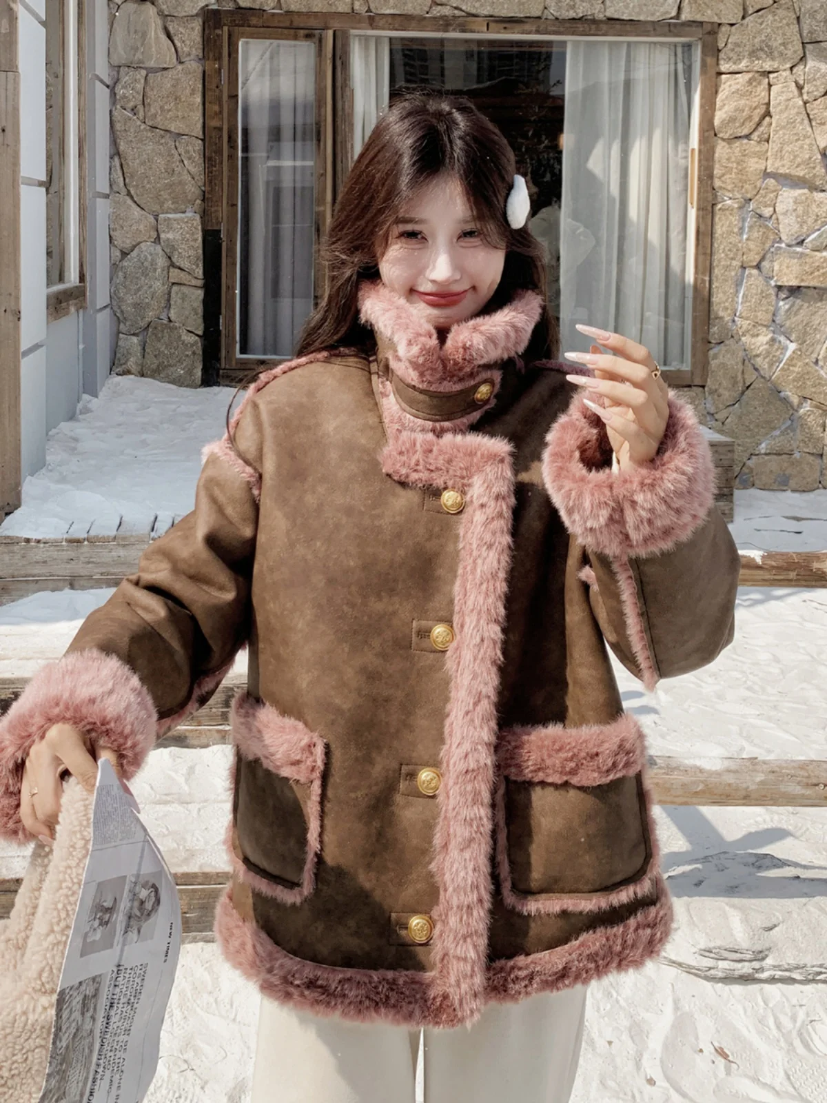 Кофейный цвет меховая интегрированная верхняя одежда из овечьей шерсти женская